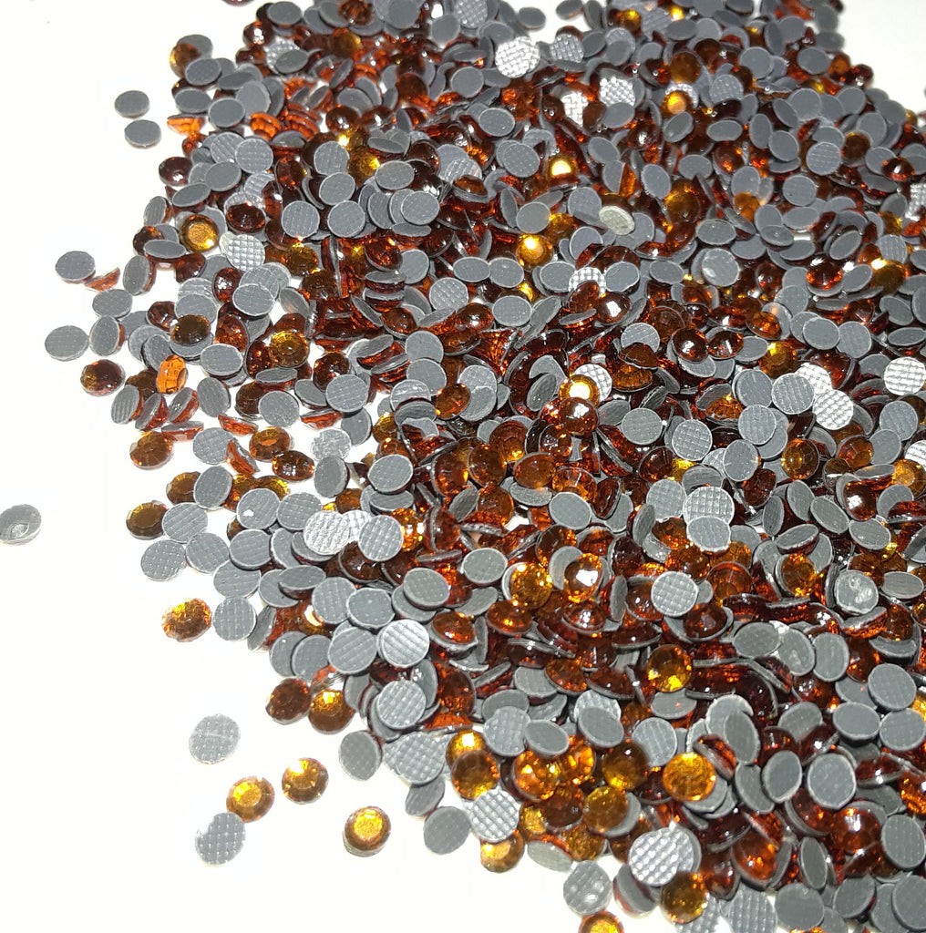 2mm (SS06) TOPAZ (AMBER) RHINESTONES